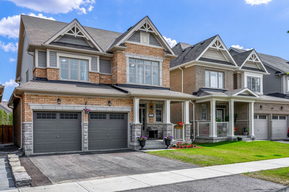 Real Estate Photography New Tecumseth by PRO Studio